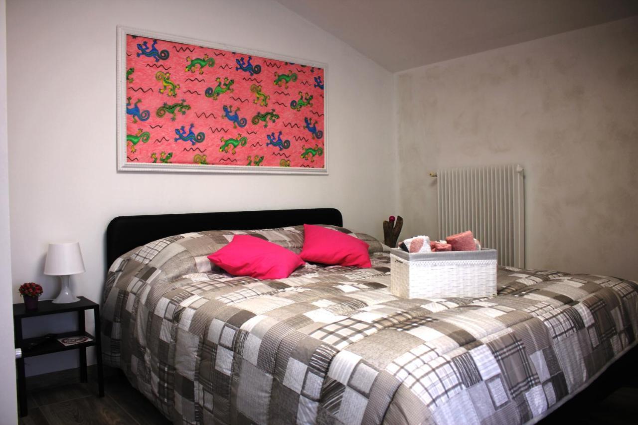 Villa Sonia Apartment & Rooms Lignano Sabbiadoro Eksteriør bilde