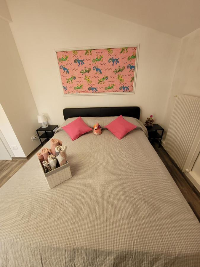 Villa Sonia Apartment & Rooms Lignano Sabbiadoro Eksteriør bilde
