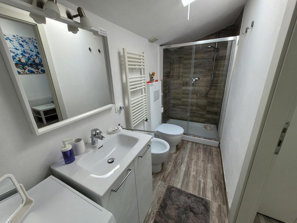Villa Sonia Apartment & Rooms Lignano Sabbiadoro Eksteriør bilde