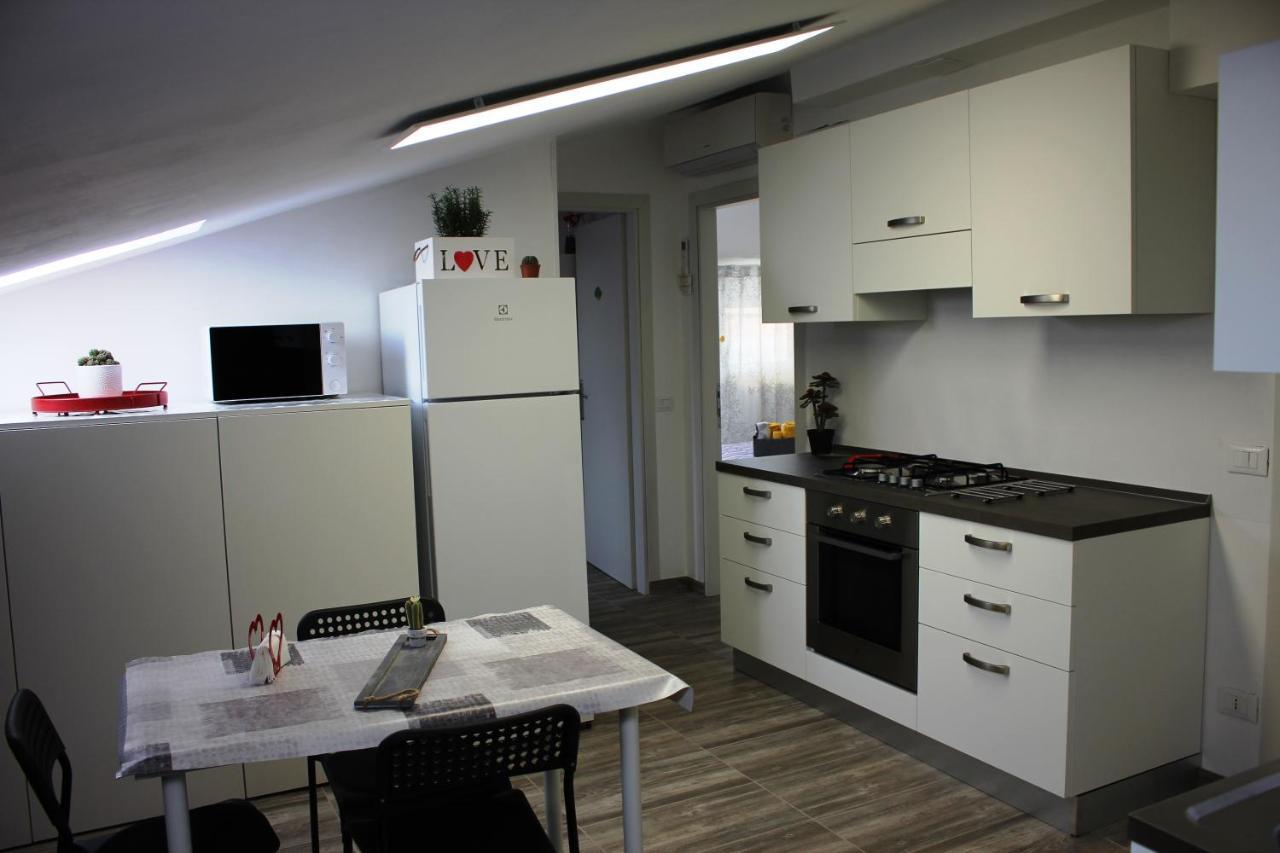 Villa Sonia Apartment & Rooms Lignano Sabbiadoro Eksteriør bilde
